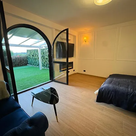 Green Lodge Apartment *